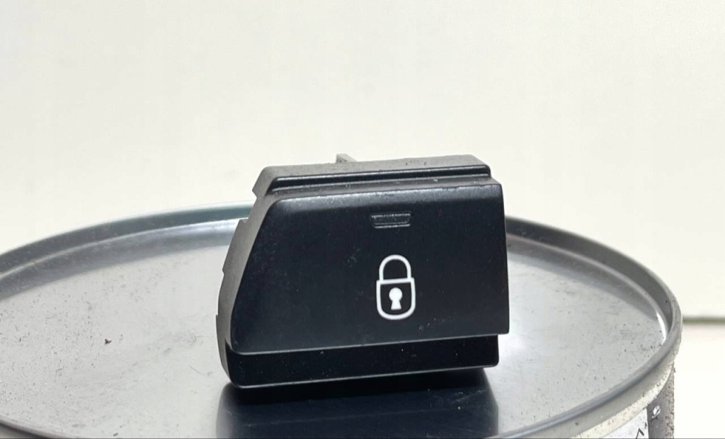 фото №1, Кнопка выключатель блокировка дверь expert jumpy proace iii 3 - 9809138677