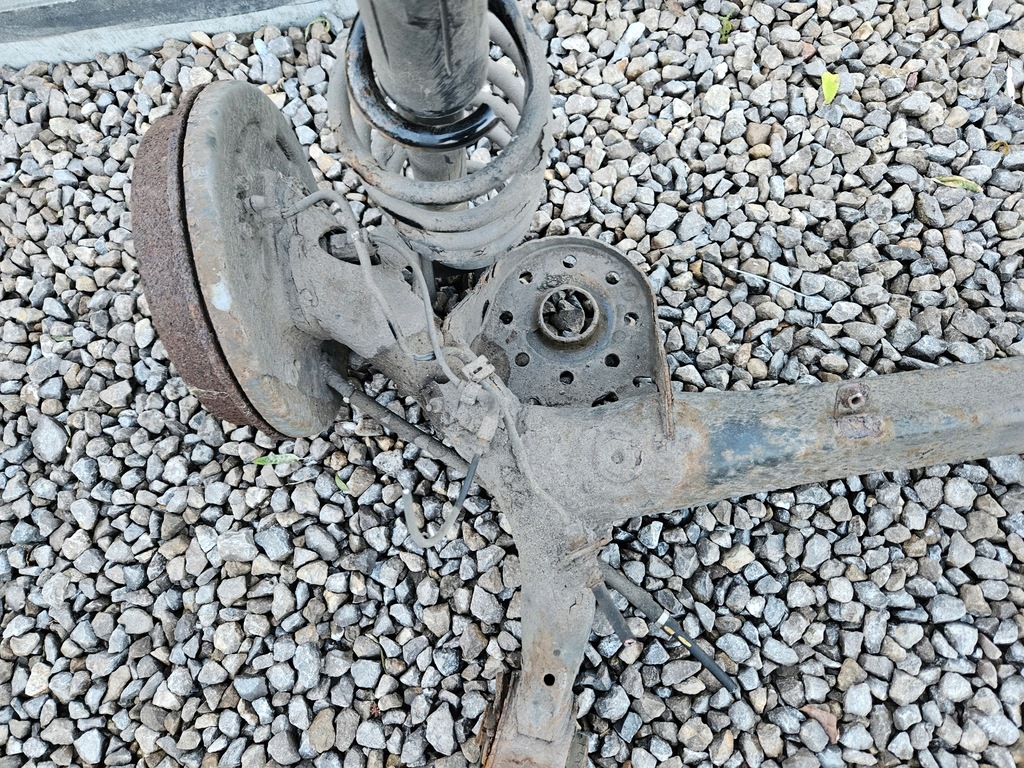 фото №4, Toyota verso s балка задняя oś