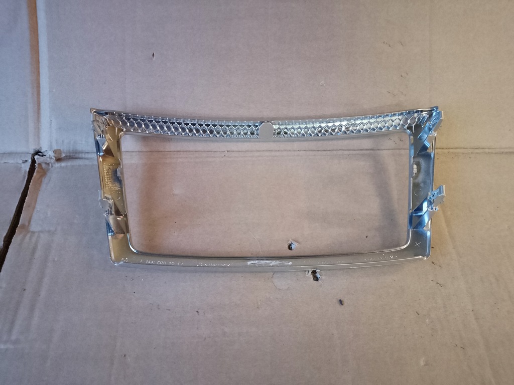 фото №2, Рамка радіо консолі mercedes ml gl w166