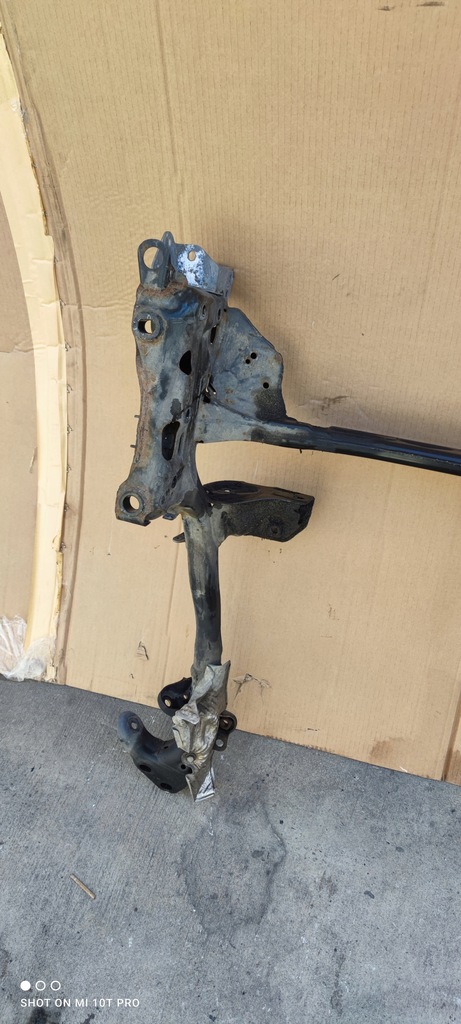 фото №8, Audi оригінальний номер 4h0399252 підрамник підрамник підвіска двигуна