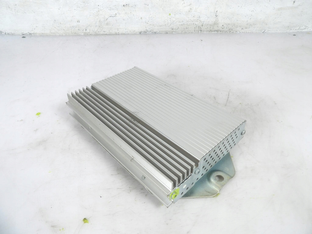 фото №1, Dodge nitro підсилювач радіо 05091012ah