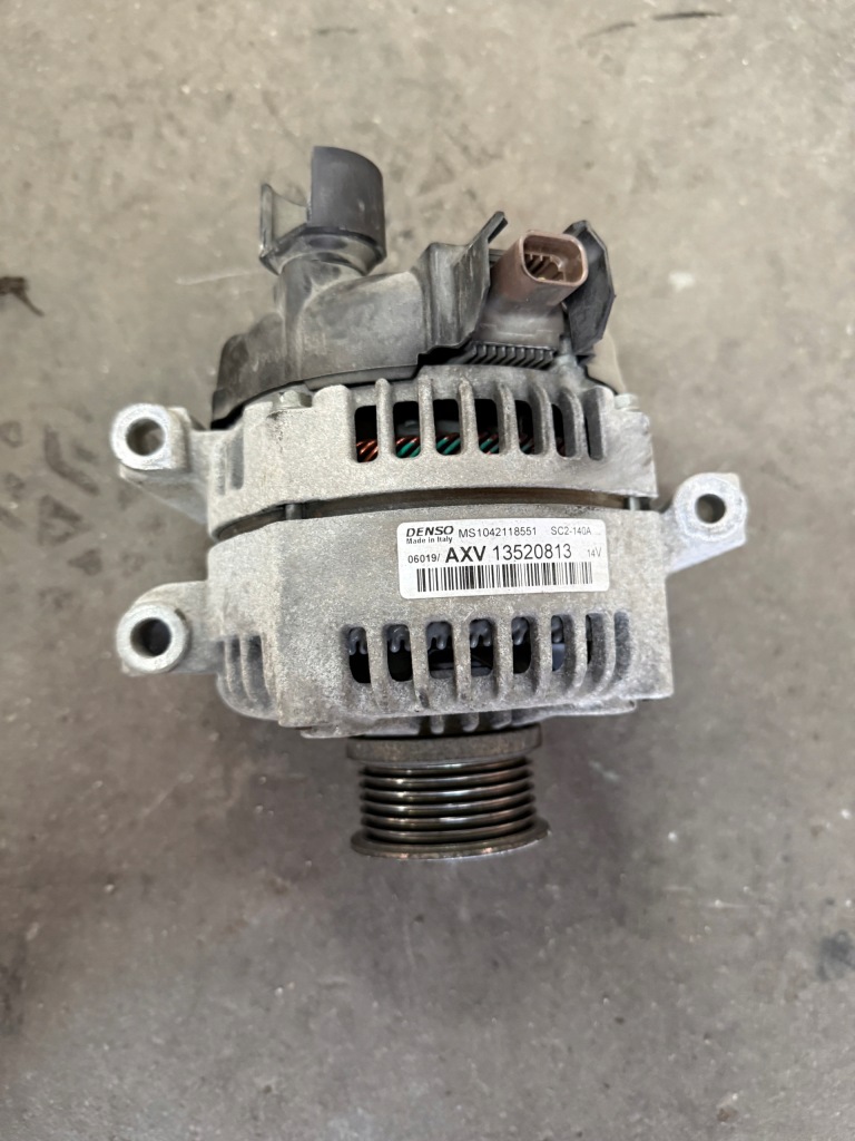 Купить Opel astra генератор 13520813