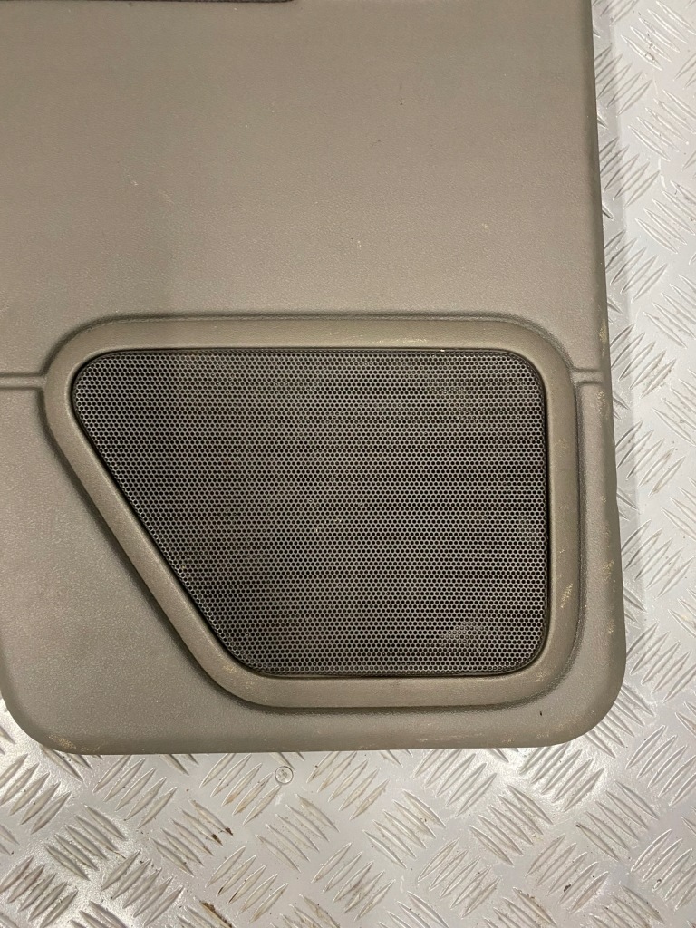 фото №2, Обшивка левый задняя land rover discovery ii