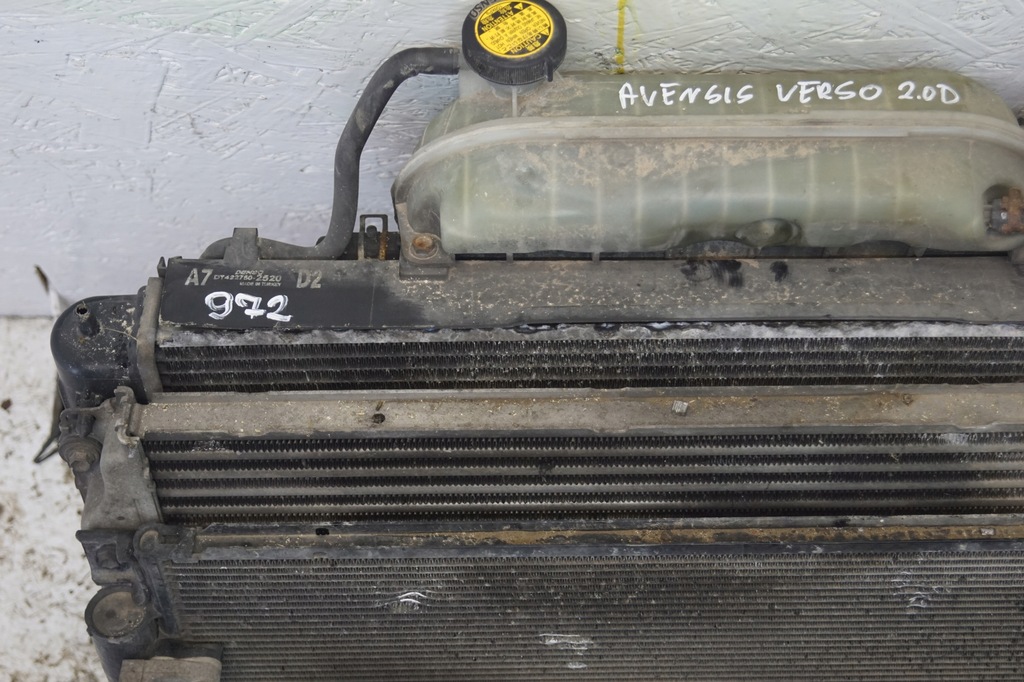 фото №11, Радиатор вентилятор toyota avensis verso 2.0 d