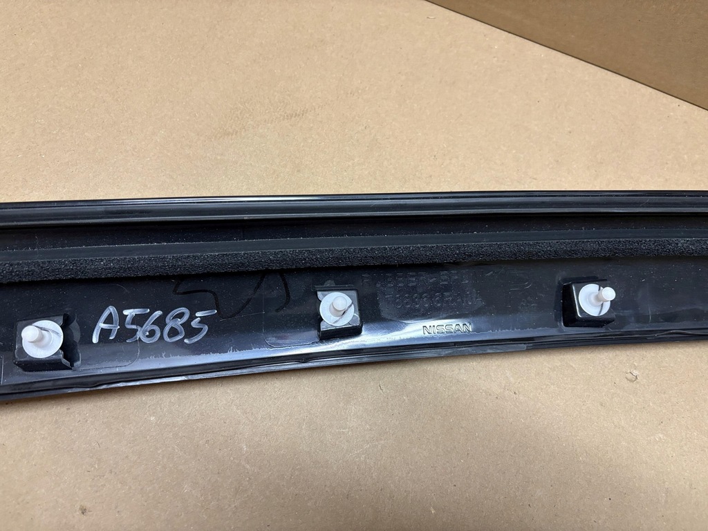 фото №9, Nissan x-trail t33 iv молдинг стекло лобовое правая 768366ra0a
