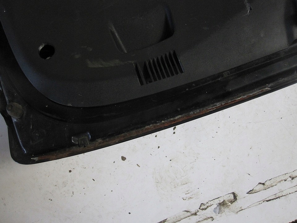 фото №8, Крышка багажника задняя багажника alfa romeo 147 02r