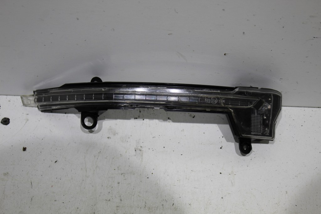 фото №1, Seat ateca tarraco дзеркало поворотник правий