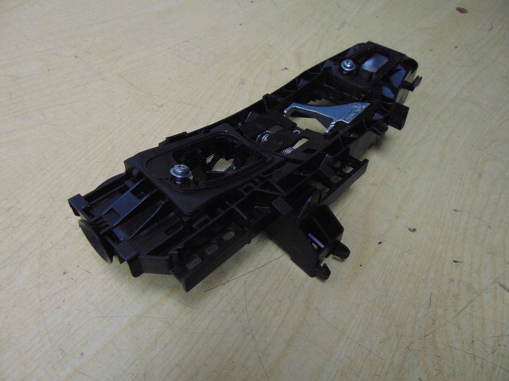 фото №5, Кронштейн кронштейн ручка правий задня mercedes w205