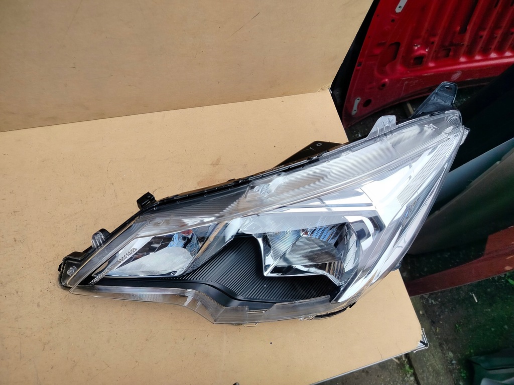 фото №9, Mitsubishi space star ii обычная лампа правая левая