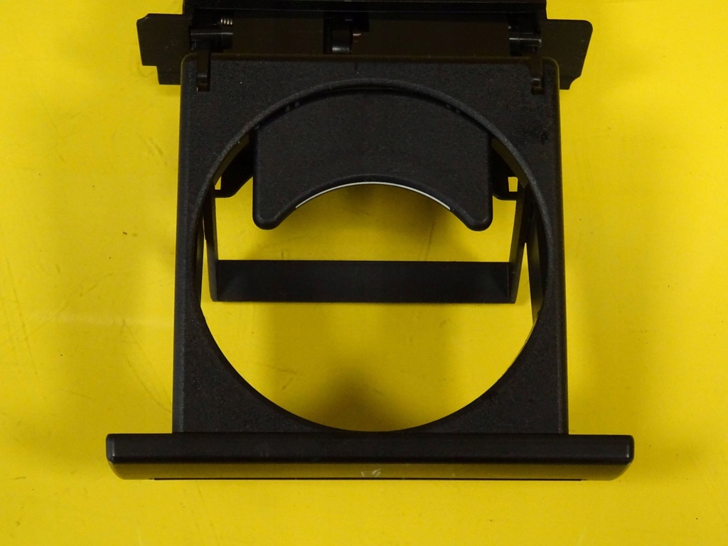 фото №5, Кронштейн na кружка напитки audi a8 d2 4d0862533b nr4