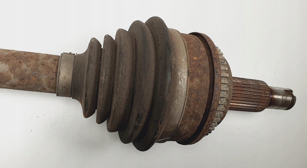 фото №3, Приводной вал правая правый задняя discovery iv l319 2.7 v6 d