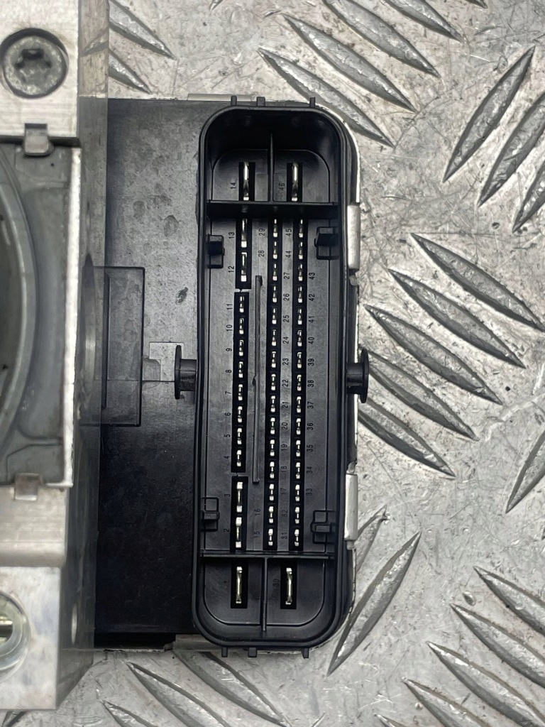 фото №7, Bmw оригинальный номер 5a2d756 5a2d755 3' g20 насос тормозная блок управления abs