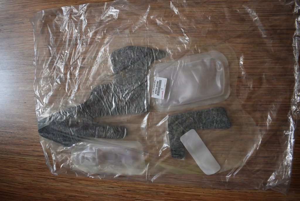 фото №1, Шумоізоляція двері toyota yaris iii 67831-0d340