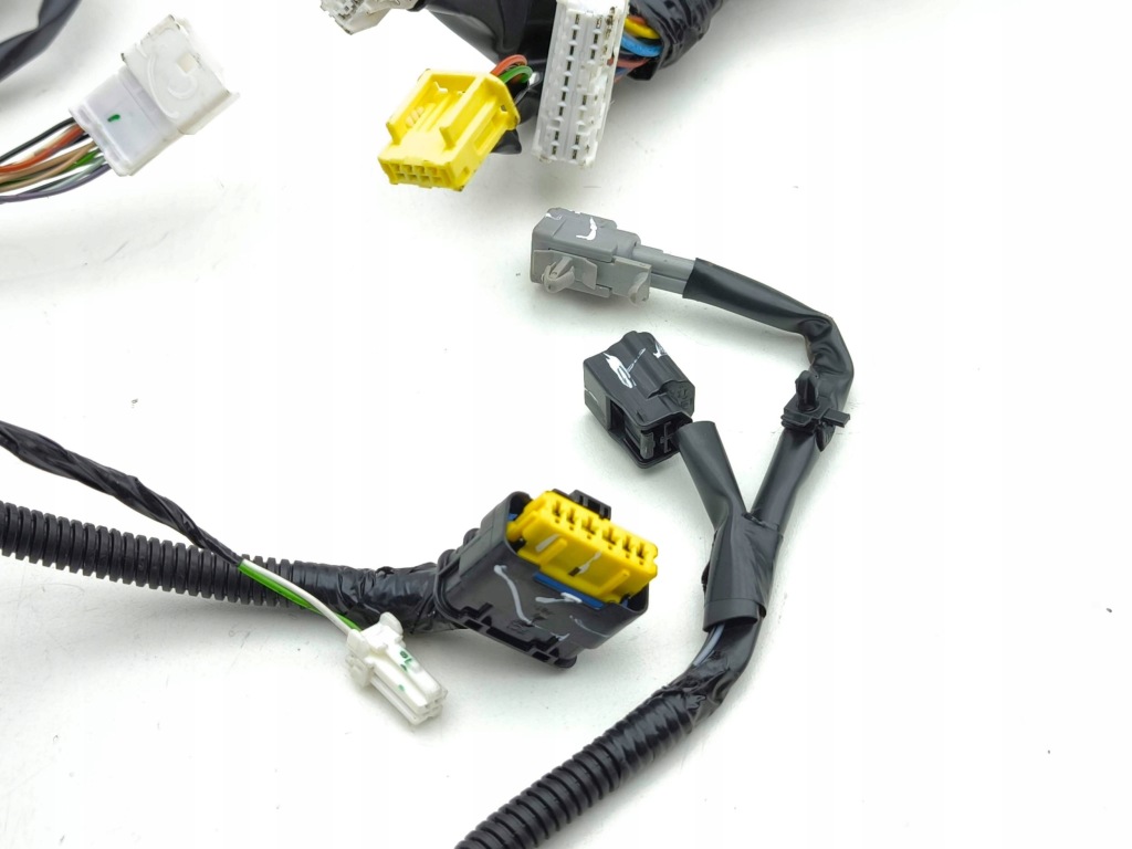 Nissan navara d23 жгут дверь передних 2021 20tm120 Недорого