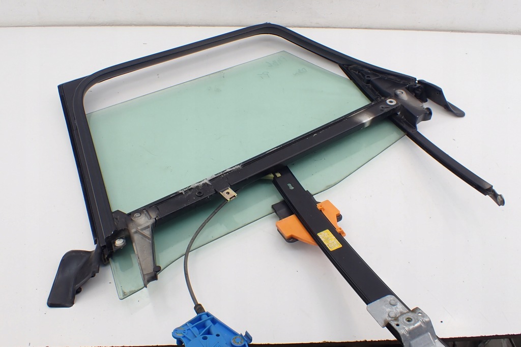 фото №8, Audi a4 b6 рамка с стекло дверь прокладка правый задняя задняя правый