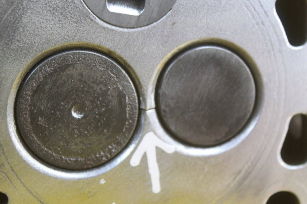 Купить Головка двигателя vw transporter t4 caravelle multivan 2.4 d aab 074103373