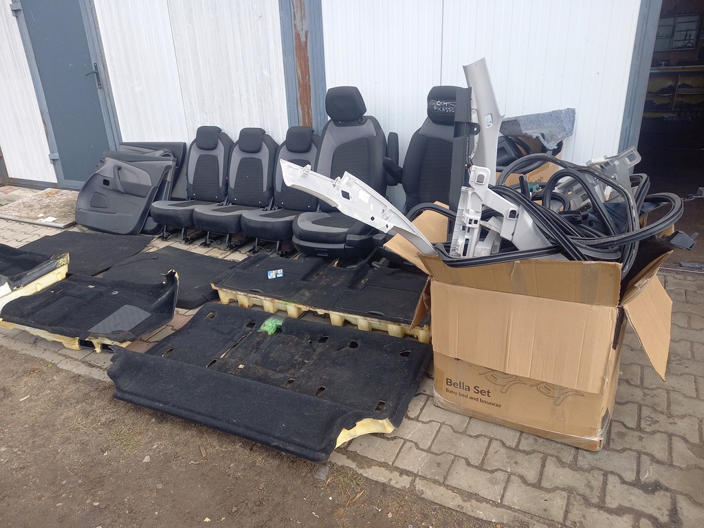 фото №7, Салон сиденья заднее сиденье citroen c4 picasso ii b78