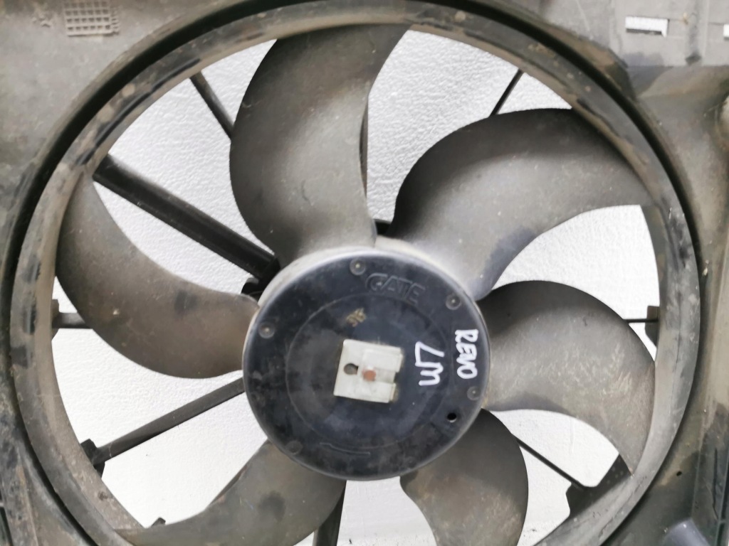 Вентилятор радиатора renult megane 1 7700426681 Оригинал