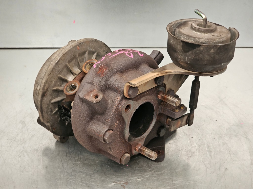 фото №8, Mazda premacy 2.0 td турбонагнетатель rf4f vj30