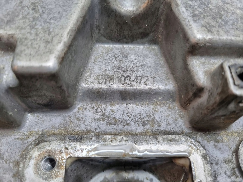 фото №6, Крышка клапанов 078103472t audi a4 s4 b5 8d