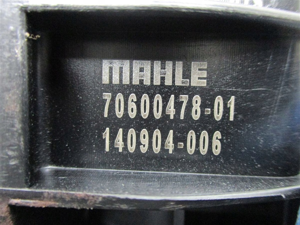 фото №7, Колектор всмоктуючий правий audi q7 4m 4.0tdi 057129712ah