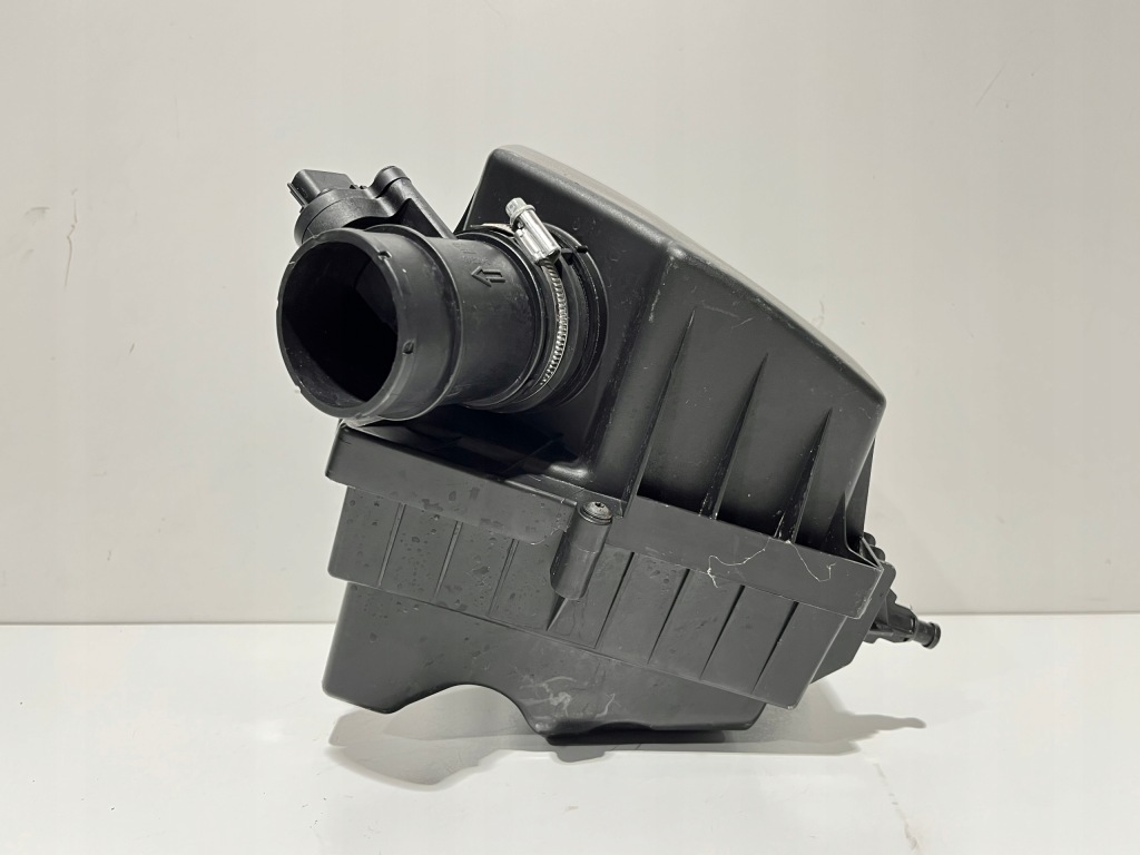 Opel corsa e корпус фільтра повітря 39032999 Київ