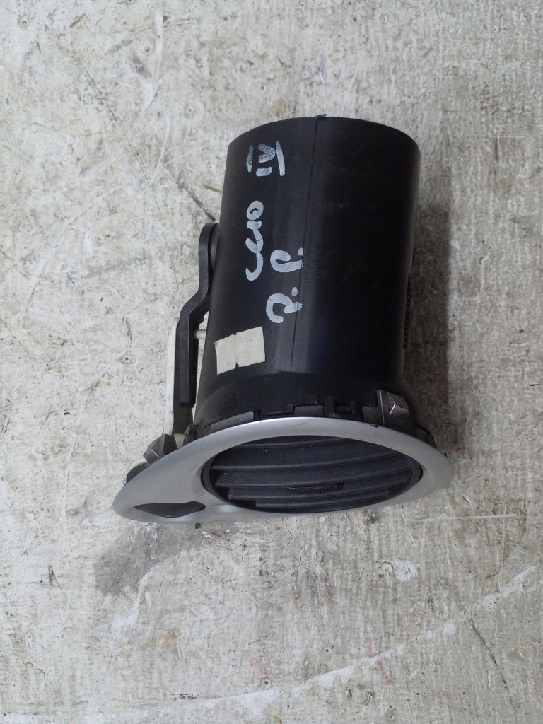 фото №3, Решётка обдув правая renault clio iii 05-12 eu