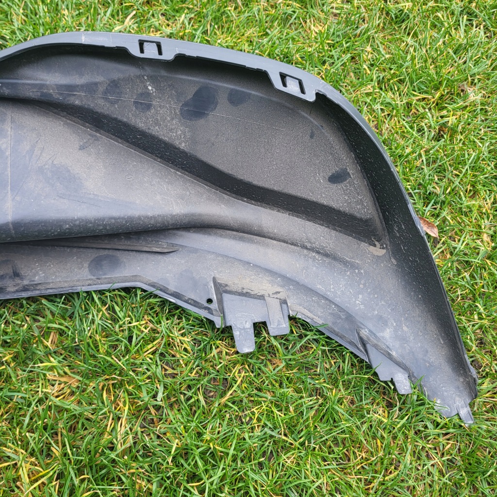 Спойлер бампера задній vw golf viii gti 5h6807568d Ціна