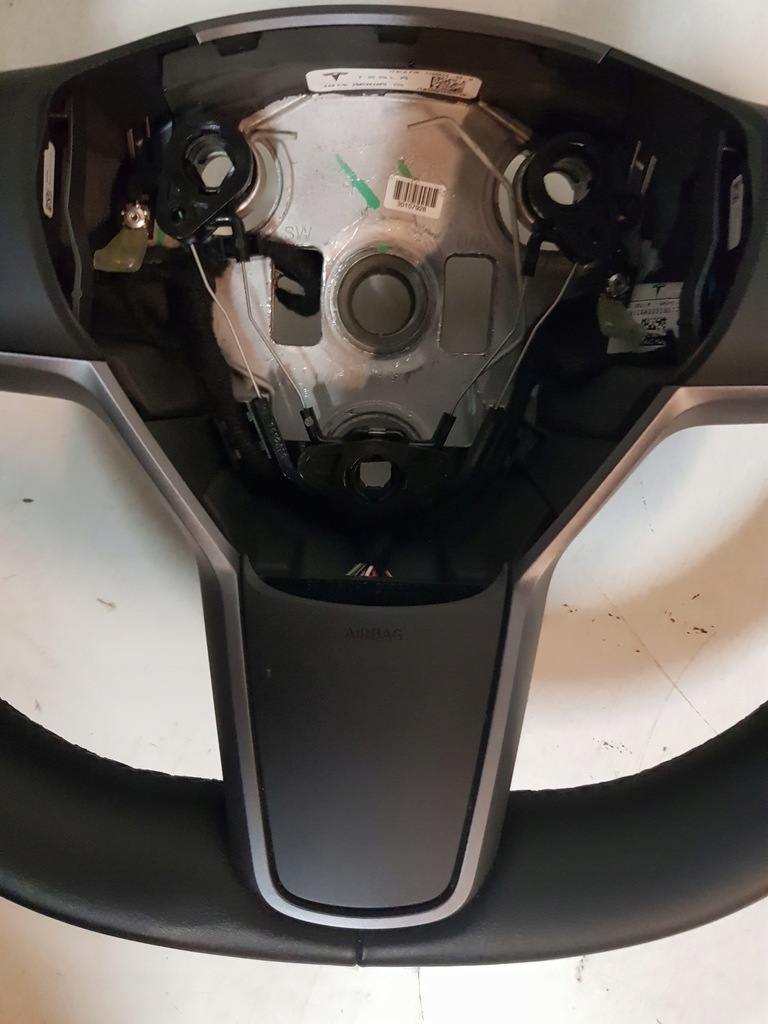 фото №4, Tesla model 3 воздуховод