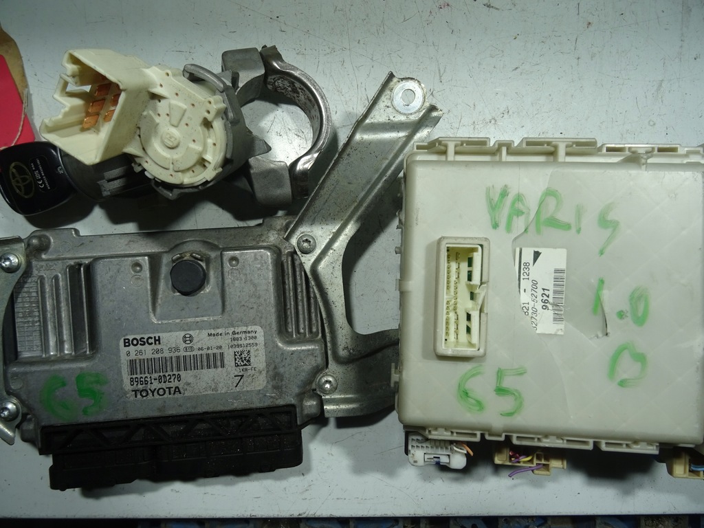 фото №1, Набір стартовий toyota yaris ii 1,0 0261208936