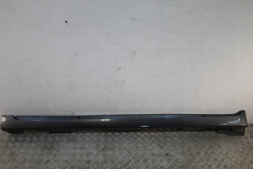 фото №1, Накладка порог порог левый toyota verso lift