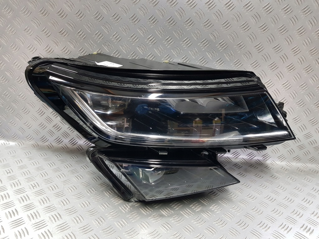 фото №1, Лампа правая правый перед передняя skoda kodiaq led