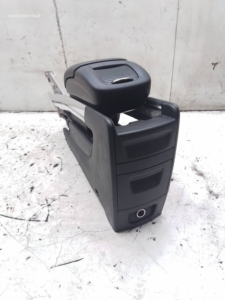 фото №5, Opel zafira c подлокотник туннель средний europa