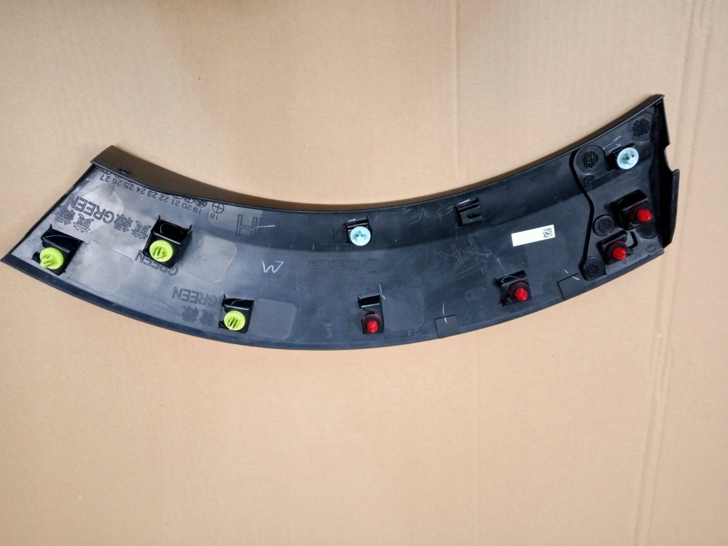 фото №4, Mazda cx30 правая молдинг крыла задняя 2018r-