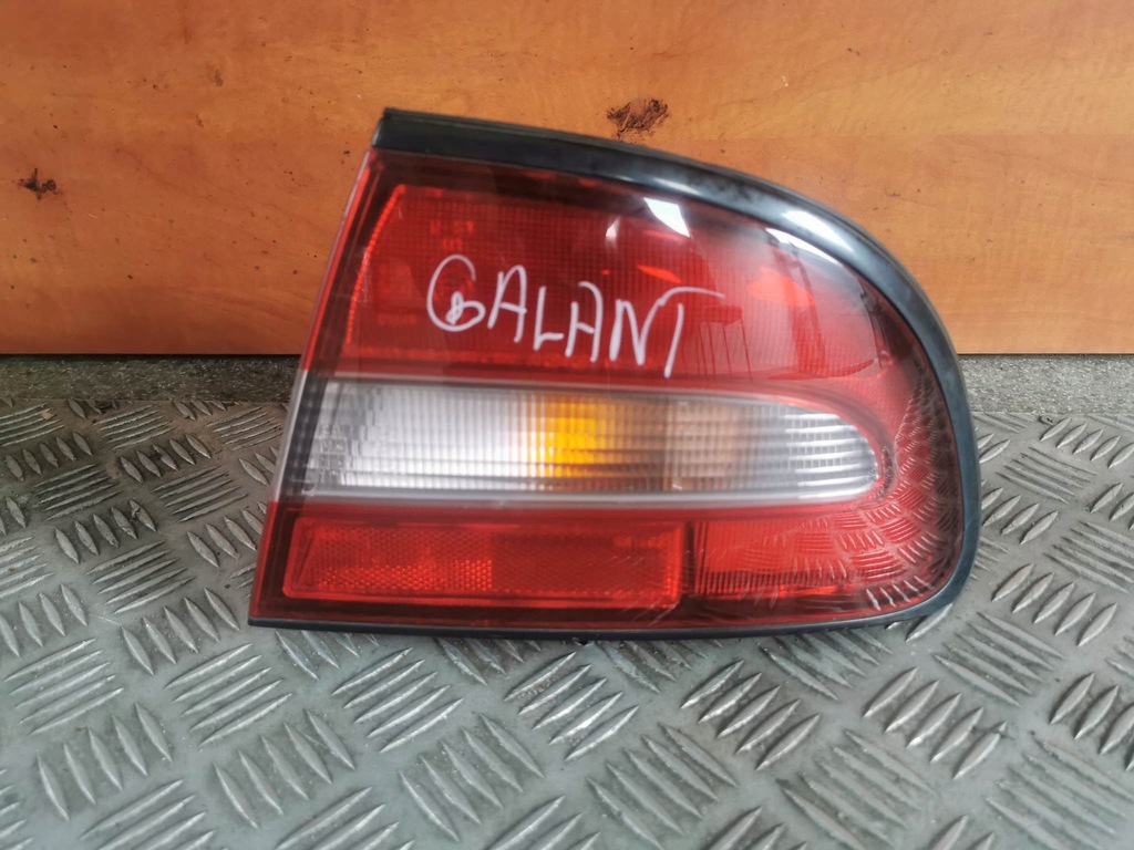 фото №1, Лампа задня правий mitsubishi galant vii