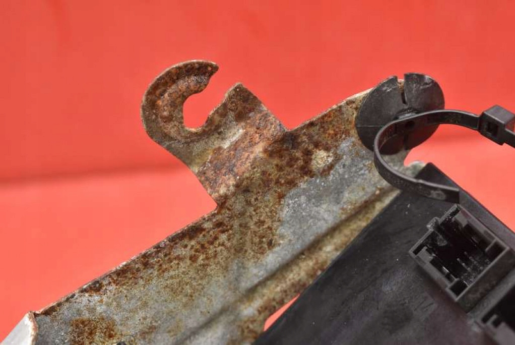 фото №14, Модуль комфорта 2115453601 mercedes cls c219 w219 3.5 v6 272 km 04-08