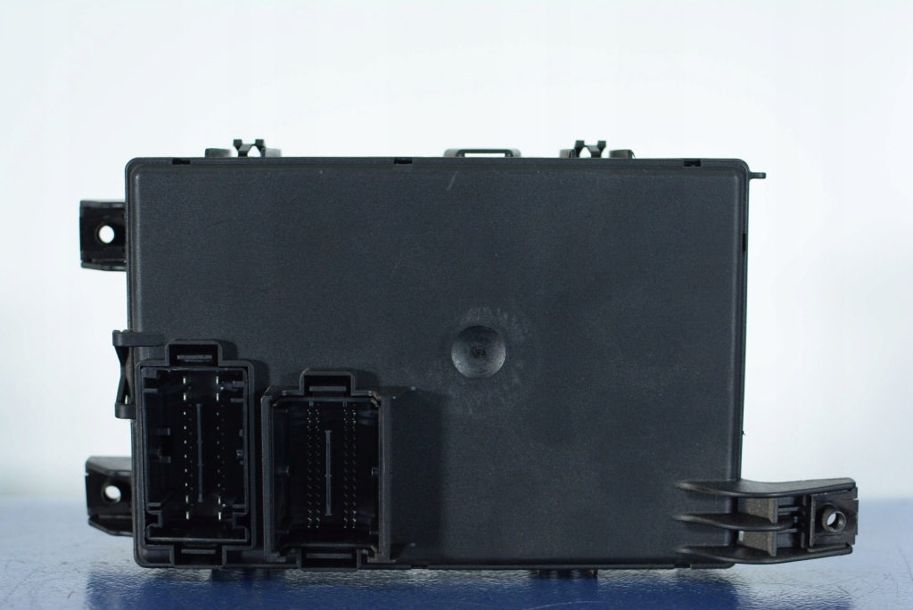 фото №3, Grande punto коробка предохранителей 00517817570