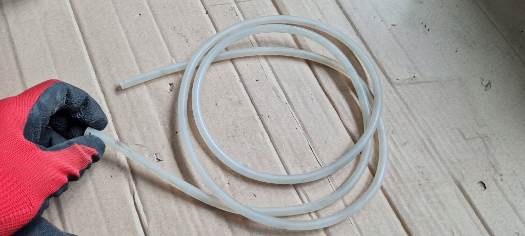 фото №1, A6 c8 4k трубка шланг датчиков защиты пешеходов a7 4k