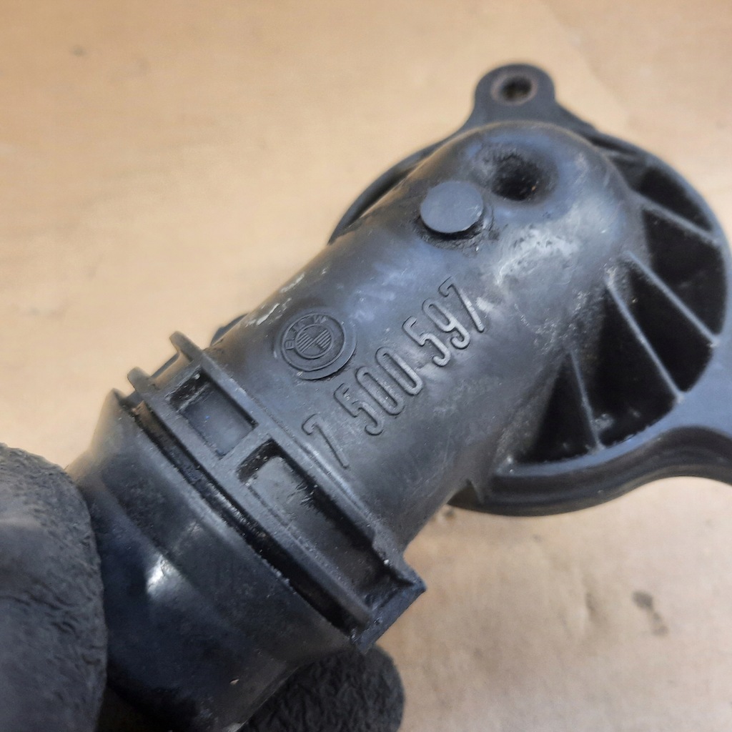 фото №6, Bmw оригинальный номер 7500597 термостат корпус