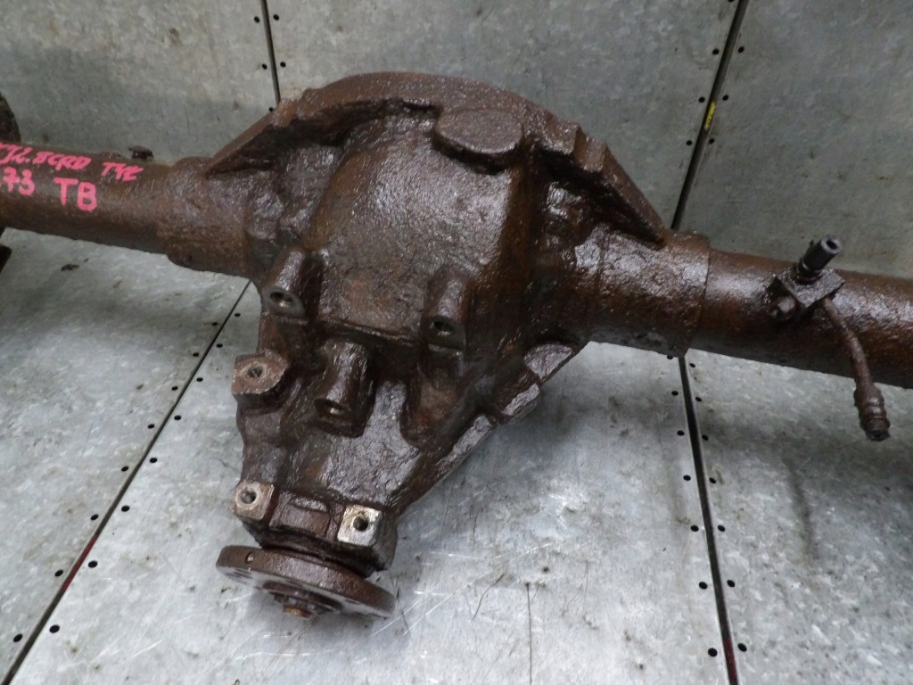 Купити Jeep cherokee kj міст задній 41/11 3.73