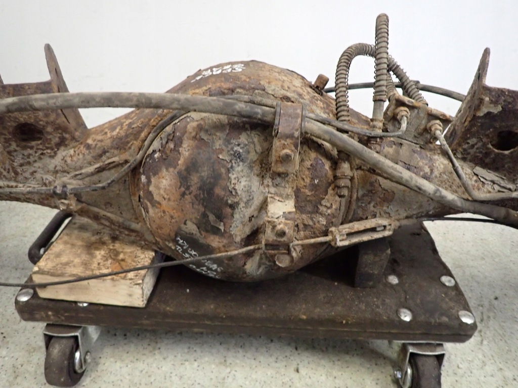 фото №10, Mitsubishi space gear l400 2.8td мост задний 4wd