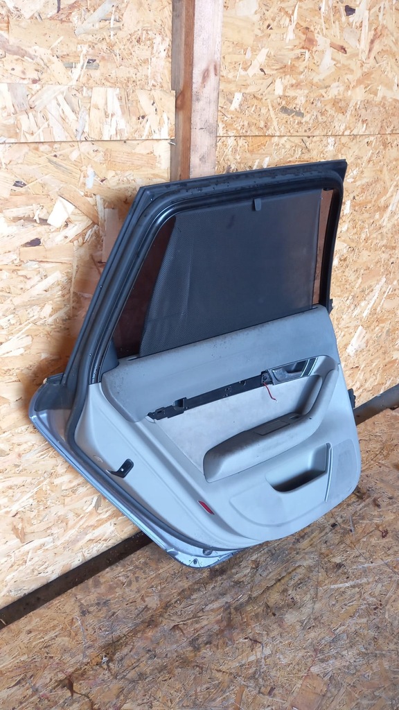 фото №6, Двері ліва задня audi a6 c6 kombi комплект