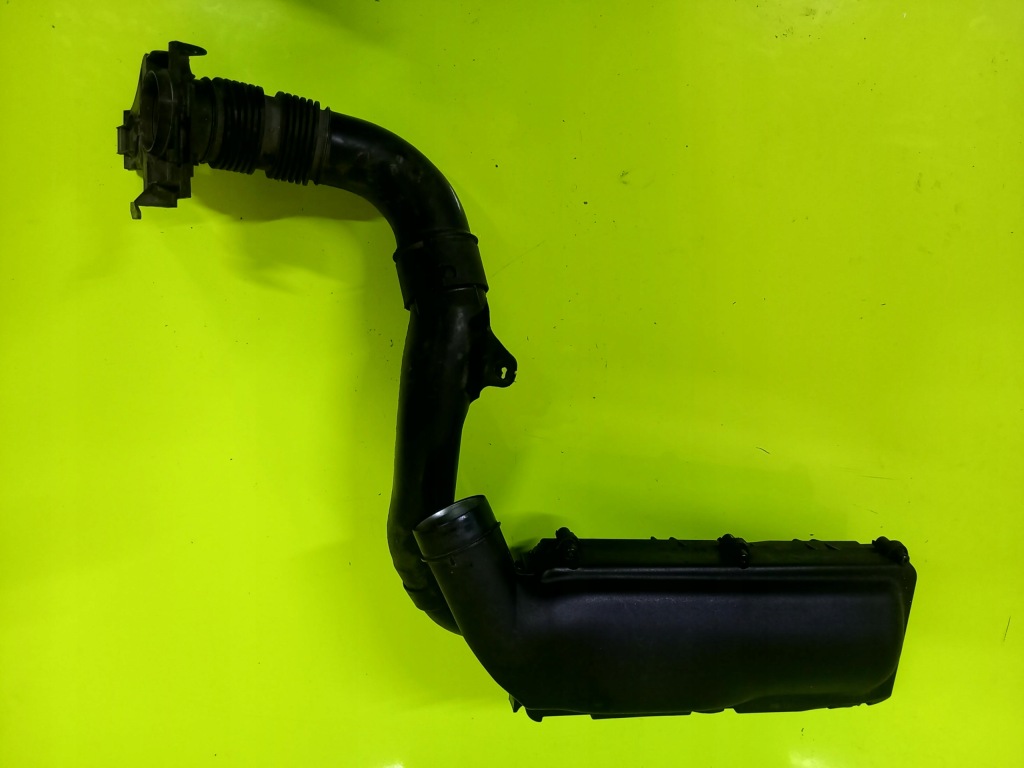 фото №1, Труба корпус фильтра воздуха 1.6 thp citroen ds3 10r