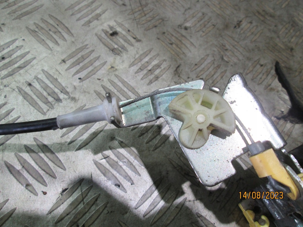 фото №4, Ручка дверь раздвижных задняя transit connect 02-