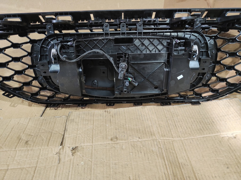 Mg zs ev електрик решітка  кришка роз'єм заряджання нова оригінал Оригінал
