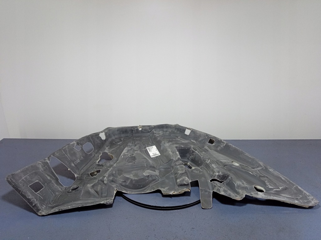 фото №1, Mercedes gls w167 шумоізоляція підкрилок задня праве