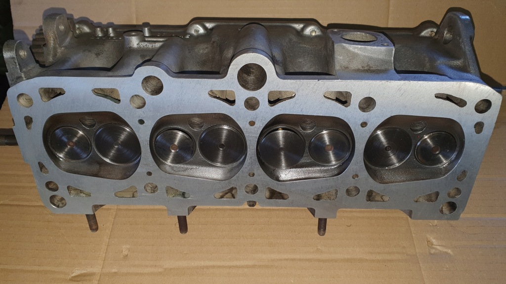 Купити Головка vw 2.0b 3me