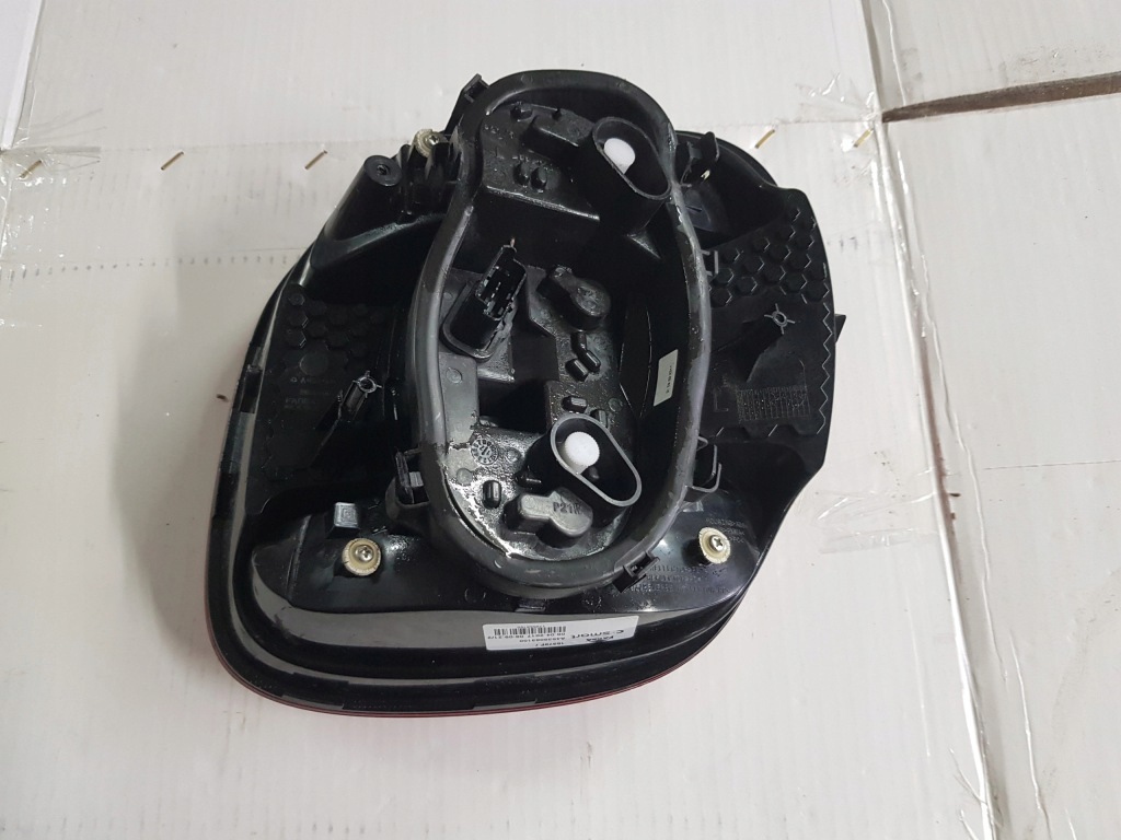 фото №2, Smart fortwo iii лампа задня