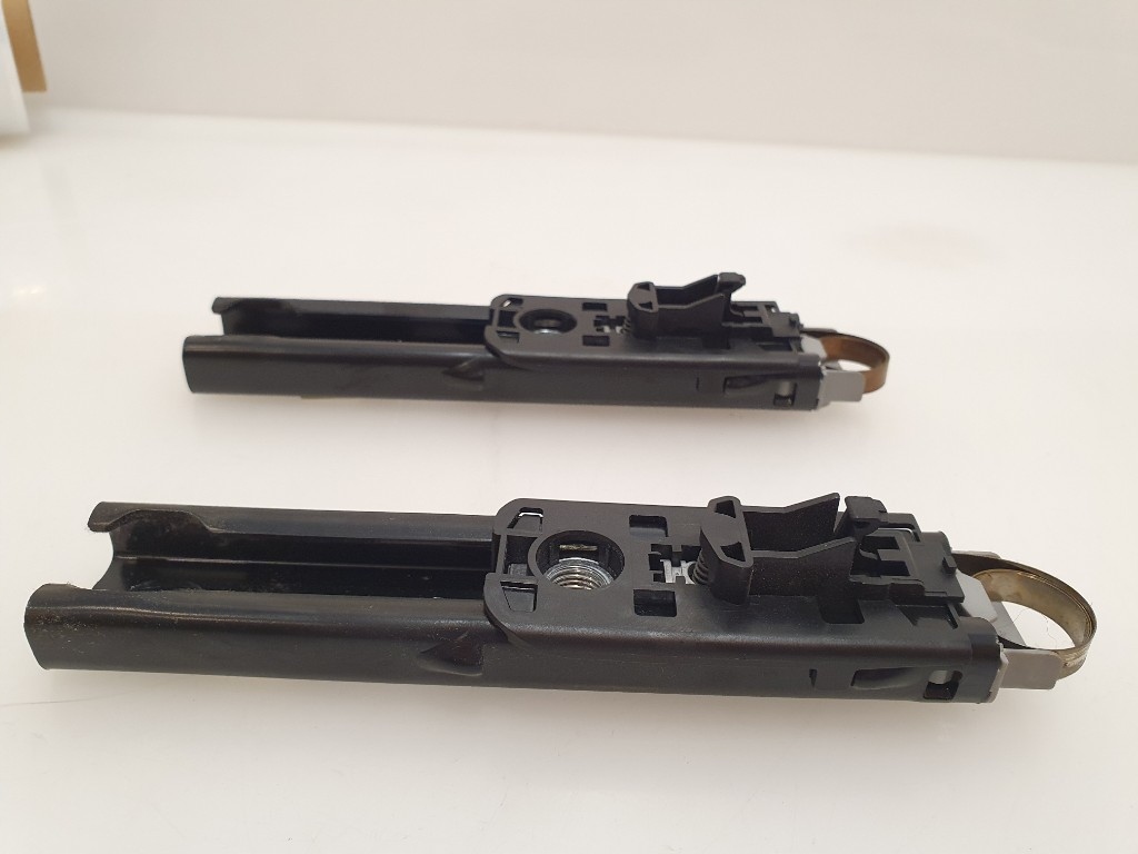 фото №2, Mercedes w251 r-klasa ползунок регулировка поперечина a2518600388