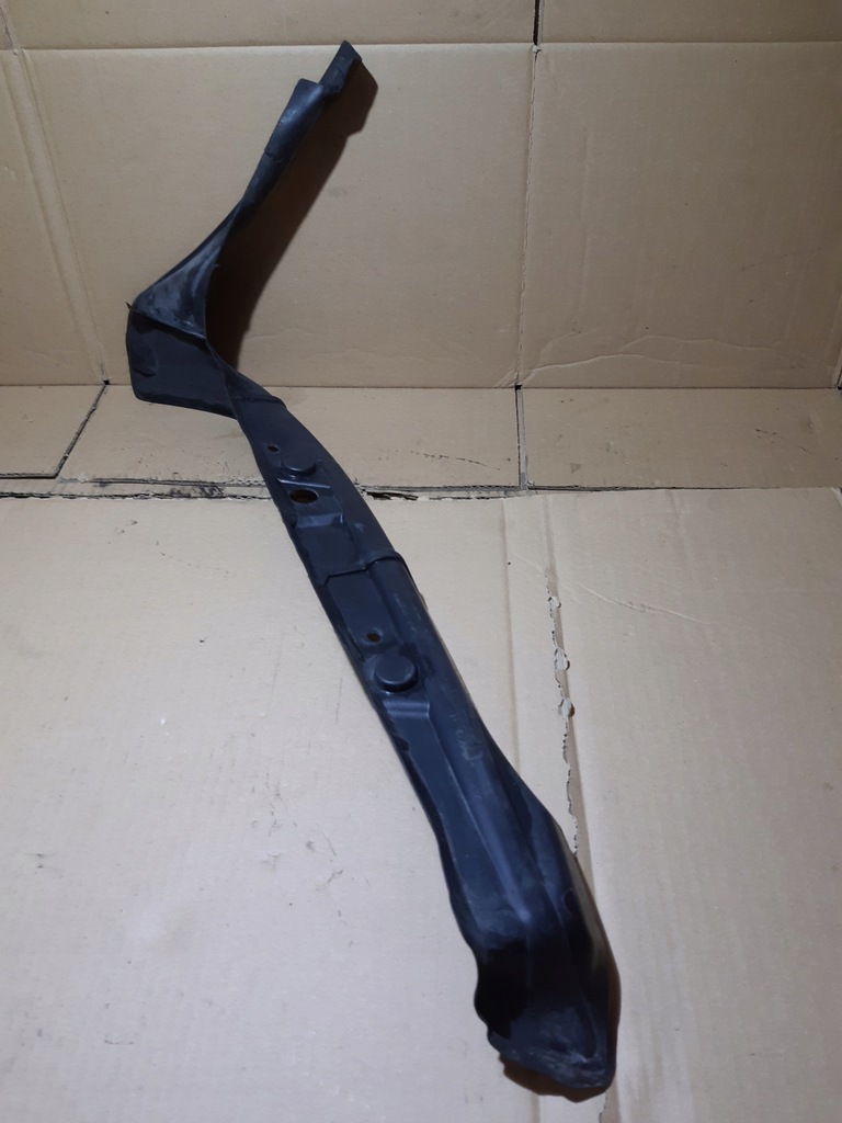 фото №7, Audi a5 8t защита шумоизоляция крыла левый перед 8t0821111